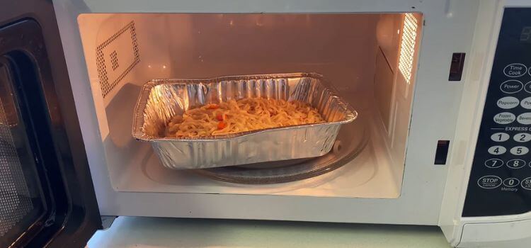 Can I Microwave Aluminum Trays