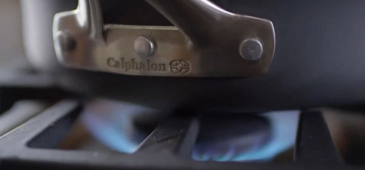 What Are the Dangers of Calphalon Cookware