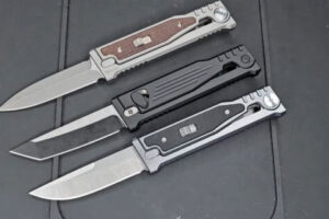 What is a Gravity Knife